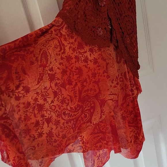 red dress - Picture 3 of 5